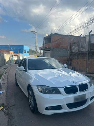 BMW 318i 2.0 SEDAN 16V GASOLINA 4P AUTOMÁTICO BMW 318i 2.0 SEDAN 16V GASOLINA 4P AUTOMÁTICO